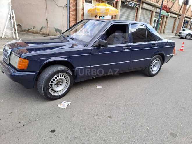 Mercedes 190 1991, 250,000 km - 1.8 l - Gəncə