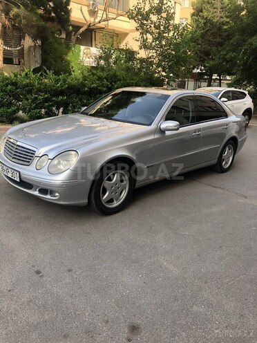 Mercedes E 200 2005, 310,000 km - 1.8 l - Bakı