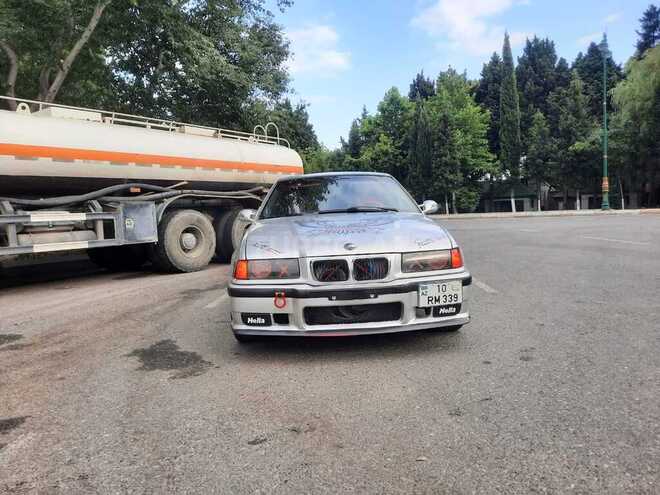 BMW 318 1996, 472,214 km - 1.8 l - Bərdə