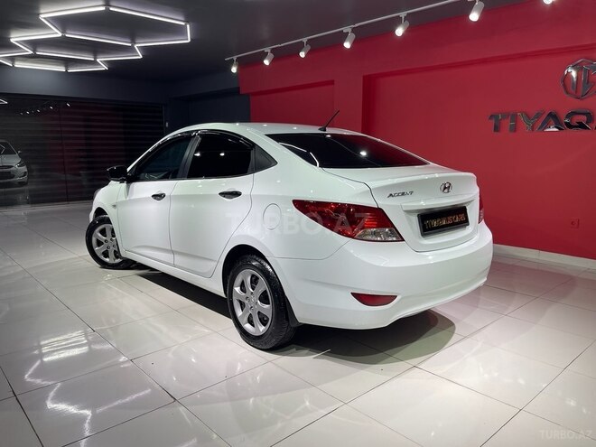 Hyundai Accent 2013, 267,000 km - 1.4 л - Sumqayıt