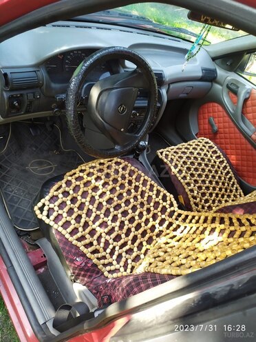 Opel Astra 1993, 150,000 km - 1.4 l - Zaqatala