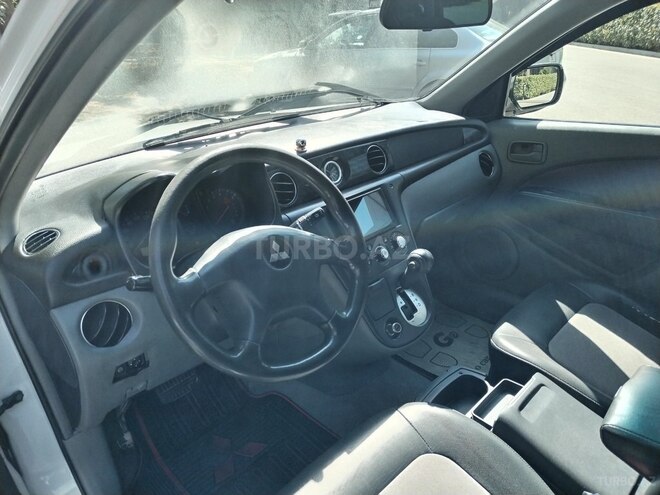 Mitsubishi Airtrek 2002, 407,000 km - 2.0 л - Bakı