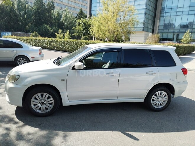 Mitsubishi Airtrek 2002, 407,000 km - 2.0 л - Bakı