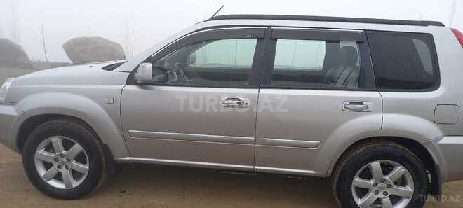 Nissan X-Trail 2005, 212,043 km - 2.0 l - Lerik