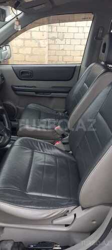 Nissan X-Trail 2005, 212,043 km - 2.0 l - Lerik