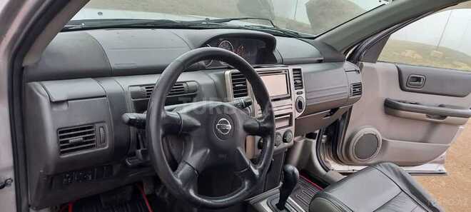 Nissan X-Trail 2005, 212,043 km - 2.0 l - Lerik
