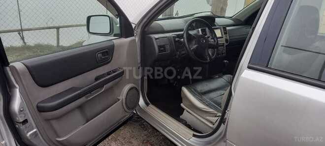 Nissan X-Trail 2005, 212,043 km - 2.0 l - Lerik