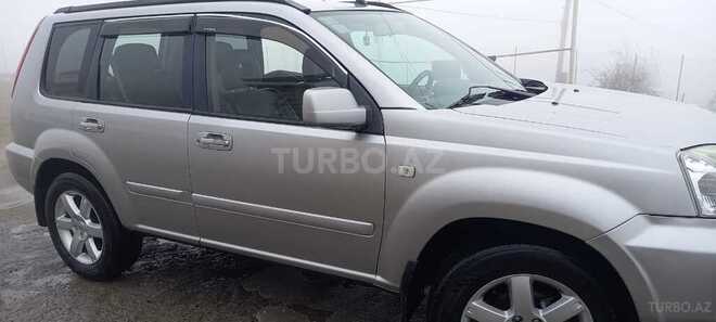 Nissan X-Trail 2005, 212,043 km - 2.0 l - Lerik