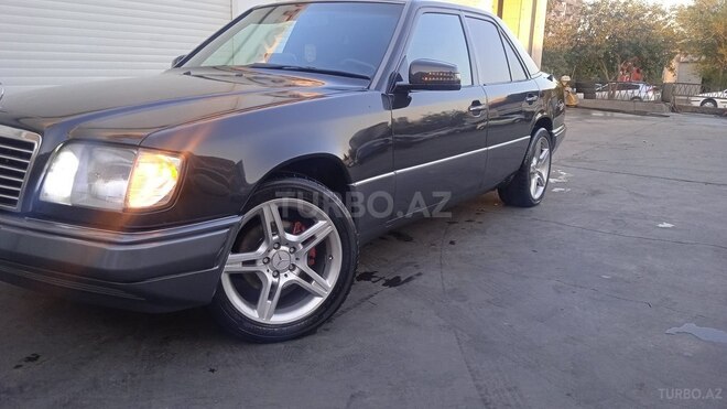 Mercedes E 270 1995, 344,000 km - 2.7 л - Bakı