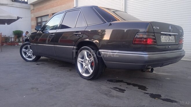 Mercedes E 270 1995, 344,000 km - 2.7 л - Bakı