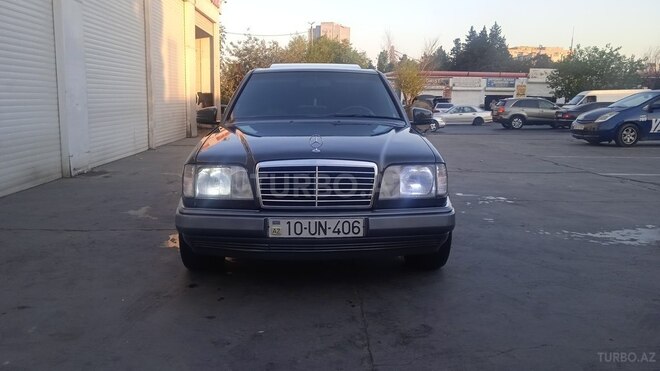 Mercedes E 270 1995, 344,000 km - 2.7 л - Bakı