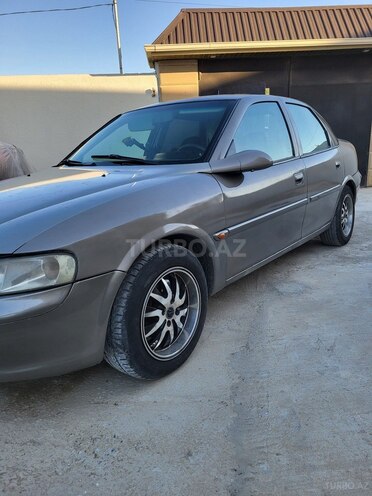 Opel Vectra 1999, 250,000 km - 1.8 l - Bakı