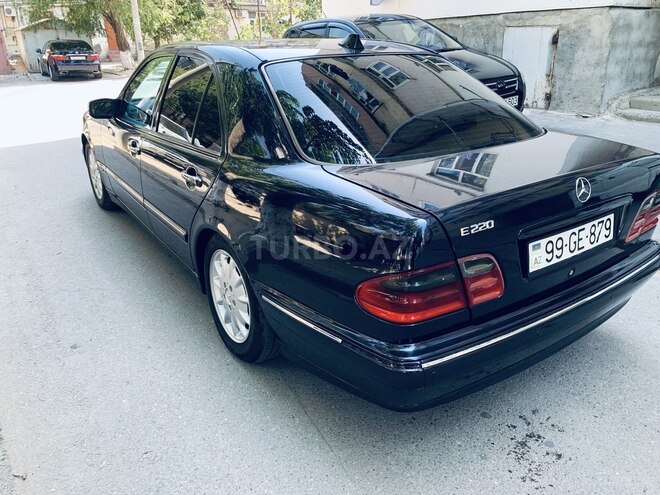 Mercedes E 320 2001, 241,041 km - 3.2 l - Sumqayıt
