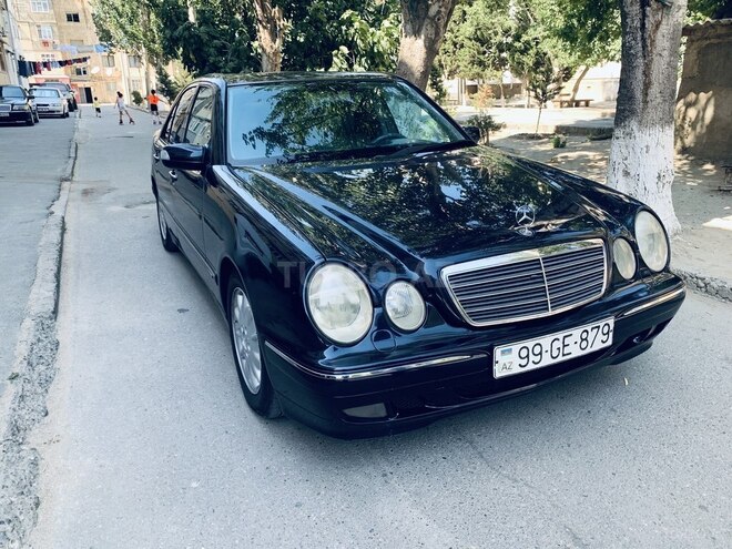 Mercedes E 320 2001, 241,041 km - 3.2 l - Sumqayıt