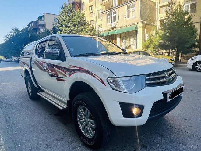 Mitsubishi L200 2013, 133,000 km - 2.5 l - Bakı