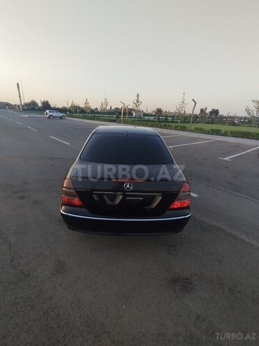 Mercedes E 220 2003, 355,000 km - 2.2 л - Salyan