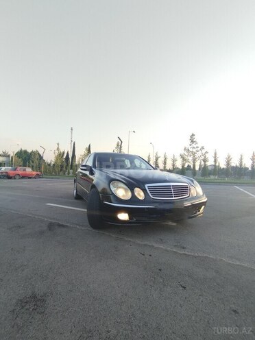 Mercedes E 220 2003, 355,000 km - 2.2 л - Salyan