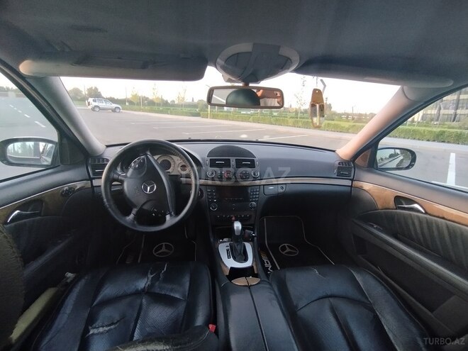 Mercedes E 220 2003, 355,000 km - 2.2 л - Salyan