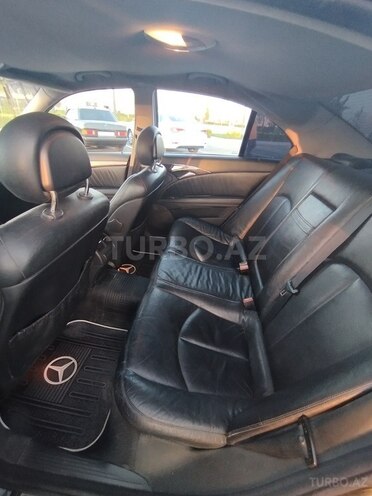 Mercedes E 220 2003, 355,000 km - 2.2 л - Salyan