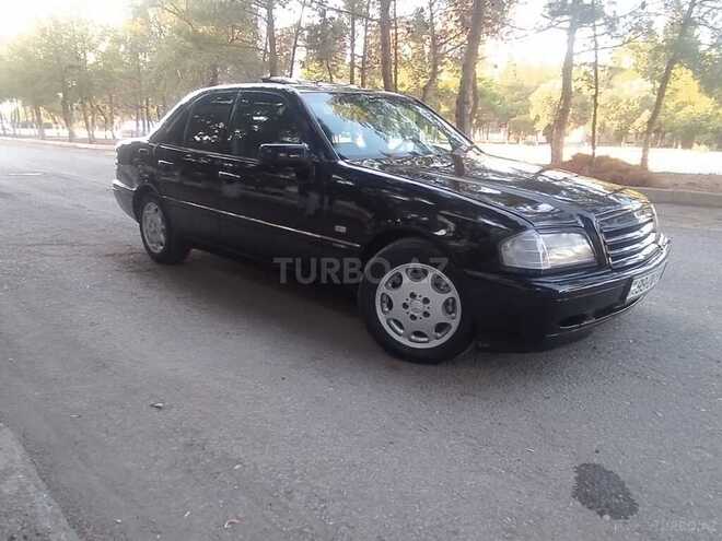 Mercedes C 220 1996, 233,000 km - 2.2 l - Sumqayıt