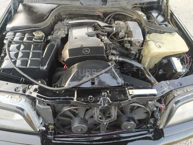 Mercedes C 220 1996, 233,000 km - 2.2 l - Sumqayıt