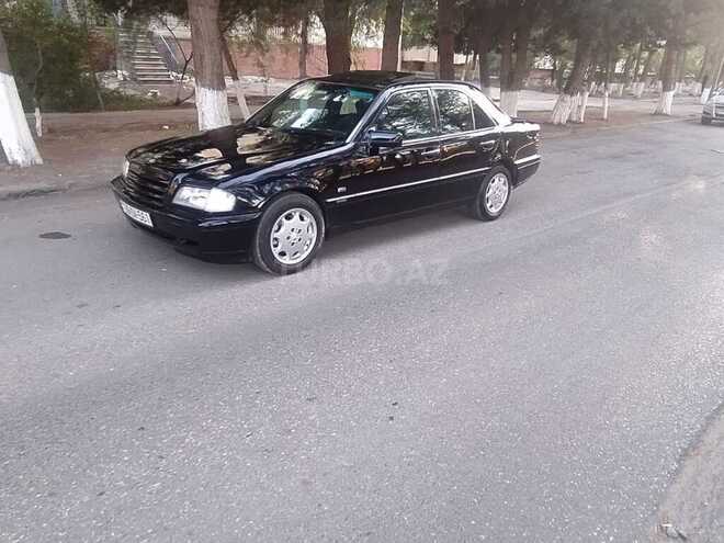 Mercedes C 220 1996, 233,000 km - 2.2 l - Sumqayıt