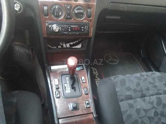Mercedes C 220 1996, 233,000 km - 2.2 l - Sumqayıt