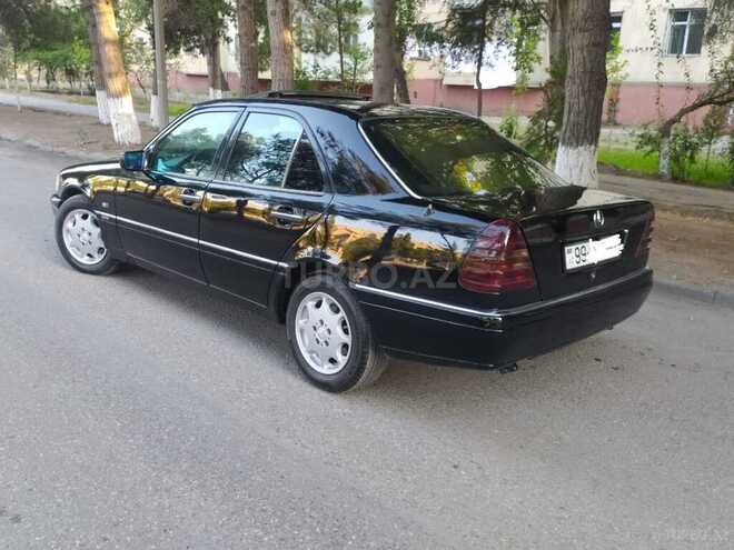 Mercedes C 220 1996, 233,000 km - 2.2 l - Sumqayıt