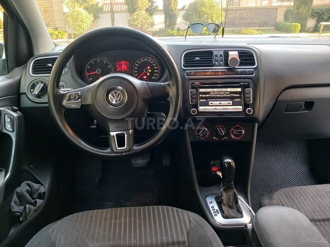 Volkswagen Polo 2012, 241,000 km - 1.6 л - Bakı