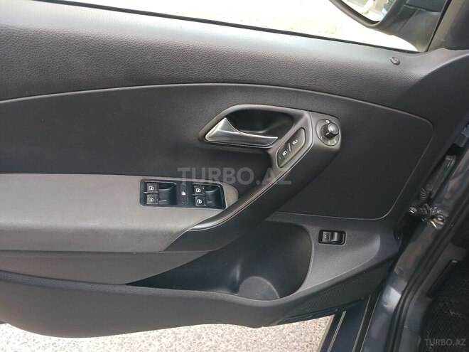 Volkswagen Polo 2012, 241,000 km - 1.6 л - Bakı