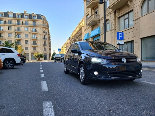 Volkswagen Polo 2012, 241,000 km - 1.6 л - Bakı