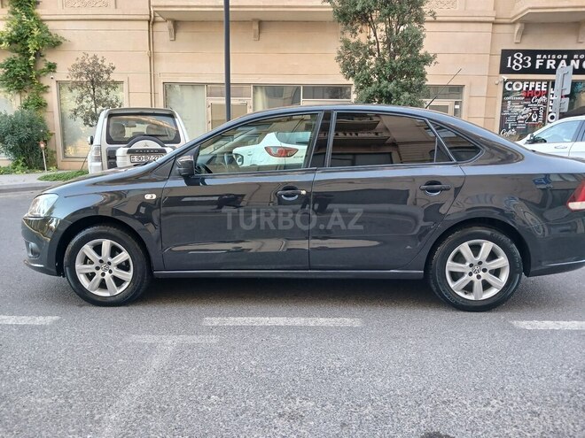 Volkswagen Polo 2012, 241,000 km - 1.6 л - Bakı