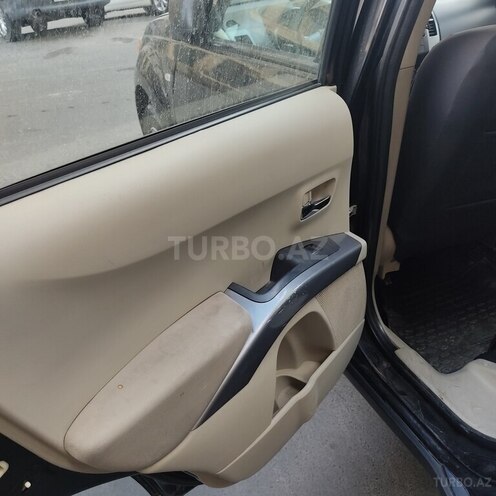 Mitsubishi Outlander 2008, 435,000 km - 2.4 л - Bakı