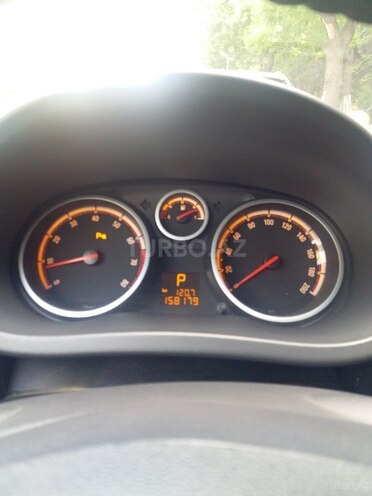 Opel Corsa 2013, 158,000 km - 1.4 l - Bakı