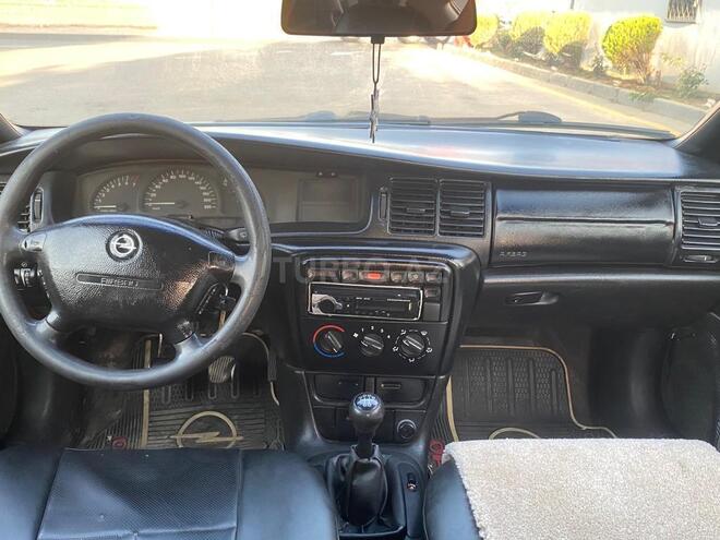 Opel Vectra 1996, 359,847 km - 1.8 l - Sumqayıt