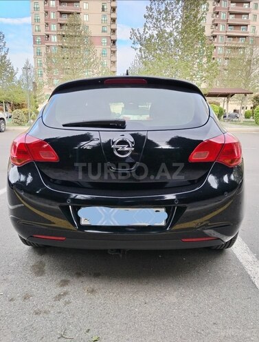 Opel Astra 2010, 260,000 km - 1.7 л - Gəncə