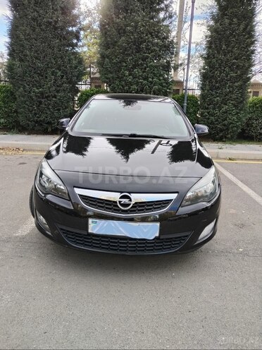 Opel Astra 2010, 260,000 km - 1.7 л - Gəncə