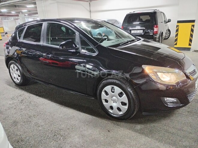 Opel Astra 2010, 260,000 km - 1.7 л - Gəncə