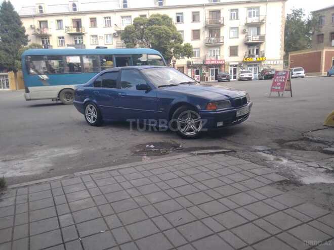 BMW 320 1992, 123,645 km - 2.0 l - Gəncə