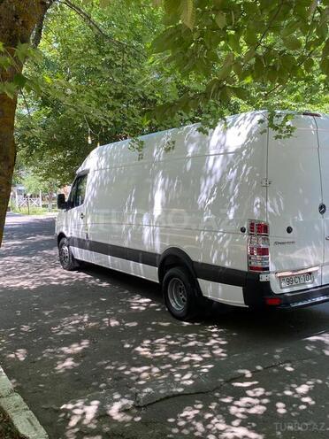 Mercedes Sprinter 518 2010, 412,356 km - 3.0 l - Quba