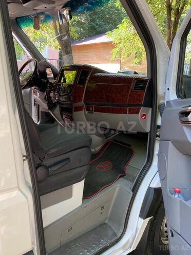 Mercedes Sprinter 518 2010, 412,356 km - 3.0 l - Quba