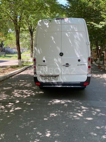 Mercedes Sprinter 518 2010, 412,356 km - 3.0 l - Quba