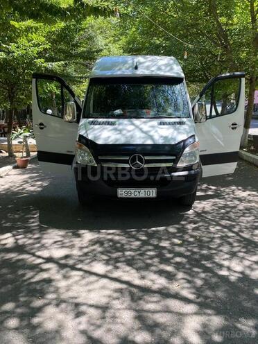 Mercedes Sprinter 518 2010, 412,356 km - 3.0 l - Quba