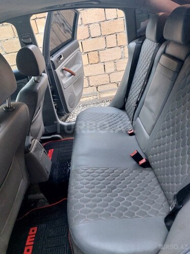 Volkswagen Passat 2003, 397,419 km - 1.8 l - Quba