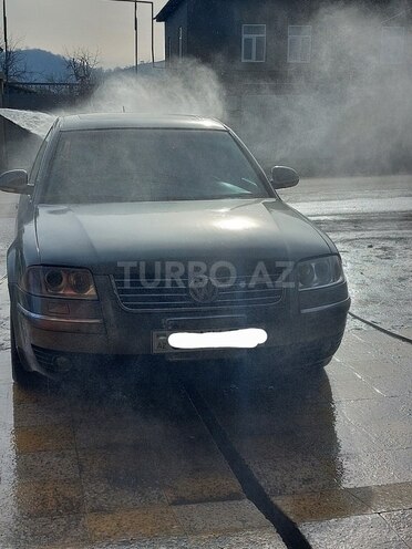 Volkswagen Passat 2003, 397,419 km - 1.8 l - Quba