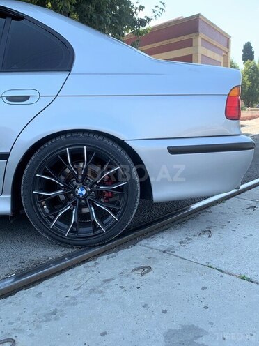 BMW 528 1999, 387,000 km - 2.8 l - Gəncə