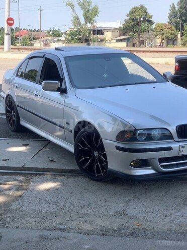 BMW 528 1999, 387,000 km - 2.8 l - Gəncə
