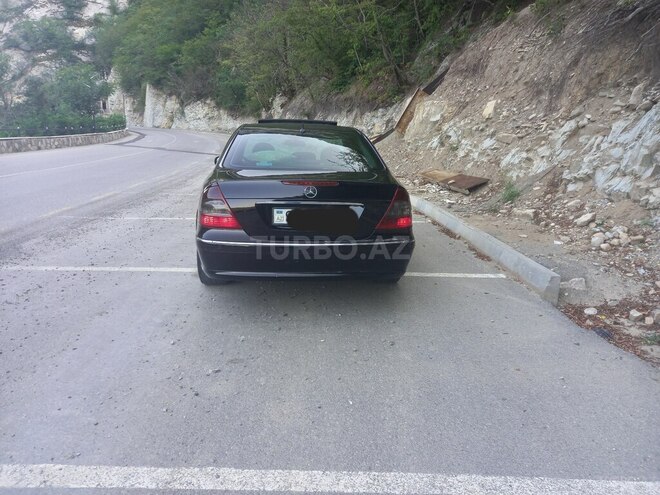 Mercedes E 220 2003, 319,725 km - 2.2 l - Bakı