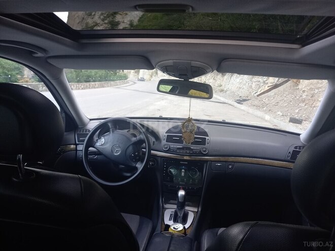 Mercedes E 220 2003, 319,725 km - 2.2 l - Bakı
