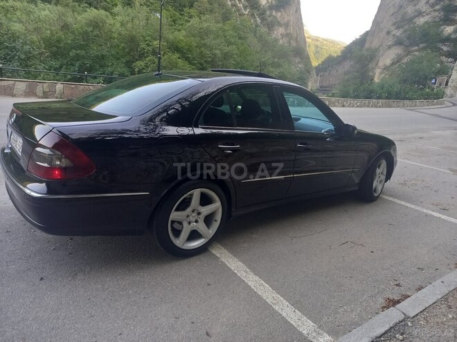 Mercedes E 220 2003, 319,725 km - 2.2 l - Bakı
